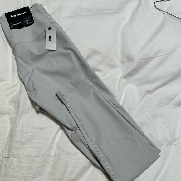 BNWT TNA leggings - Picture 6 of 6